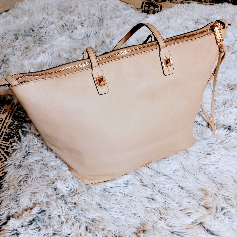 ♡2XHOST PICK♡Rebecca Minkoff Leather Tote Bag ♡♡ - Picture 2 of 7